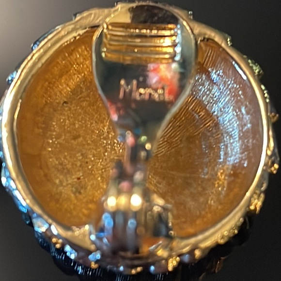 Earring Pair - Picture 5 of 5